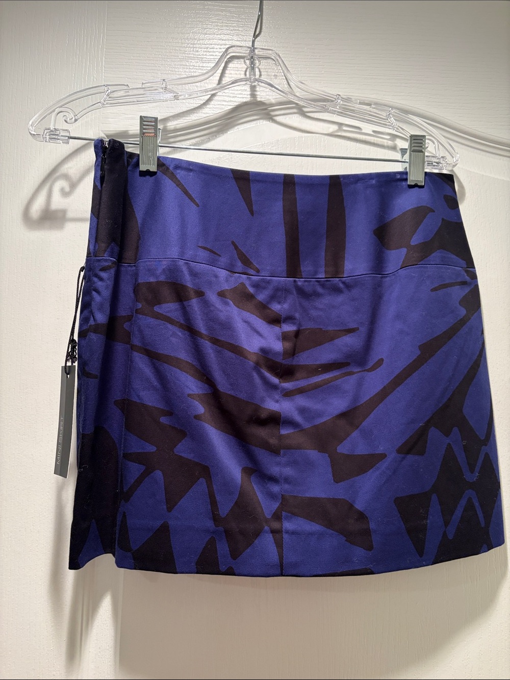 Express Abstract Print Mini Skirt - Blue & Black